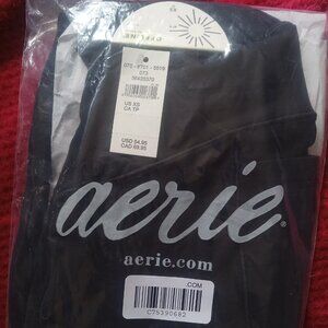NWT Aerie High Waisted Cross Over Leggings with built in Pocket Size XS